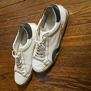 DV Dolce Vita Helix Sneaker size 8.5